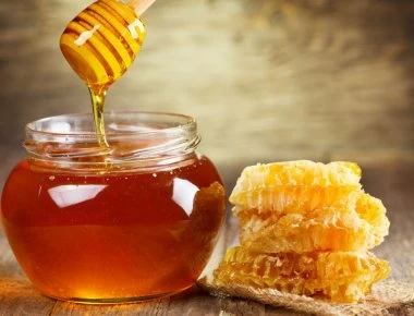Με αυτόν τον τρόπο θα καταλάβετε αν το μέλι είναι νοθευμένο σύμφωνα με τον ΕΦΕΤ